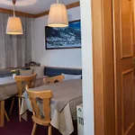 Tschatscha Nova 4*