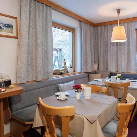 Gæstehus Tschatscha Nova