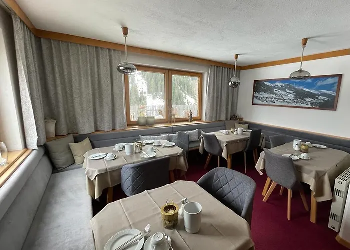 Pensjonat Tschatscha Nova Kappl (Landeck)